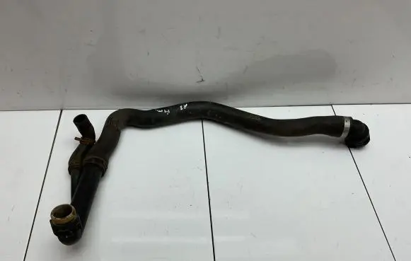 Audi A3 S3 8V Engine coolant pipe/hose 5Q0121619B
