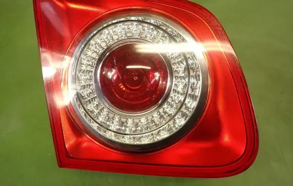 Volkswagen Jetta V Rear/tail lights 1K5945093