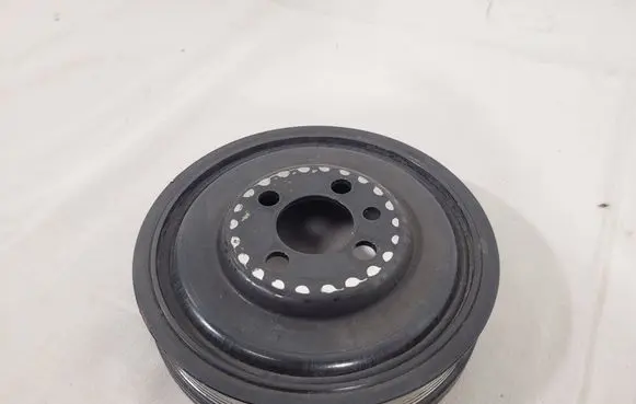 Volvo XC70 Crankshaft pulley 04L105243
