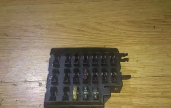 Mercedes-Benz C W202 Fuse box set