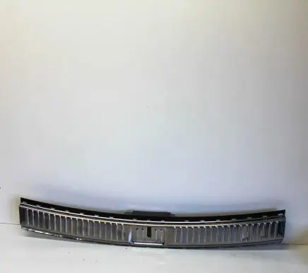 Volkswagen Touareg II Trunk/boot sill cover protection 7P0863459