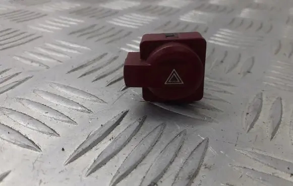 Citroen C4 I Hazard light switch