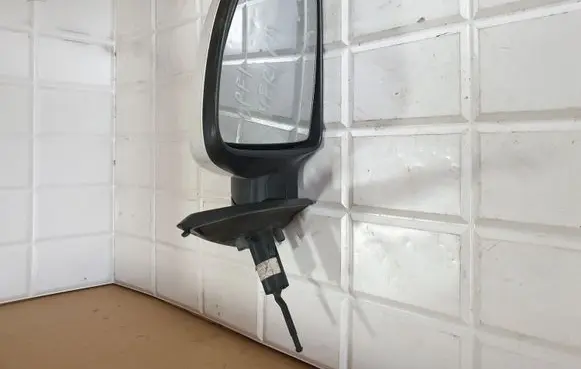 Manual wing mirror