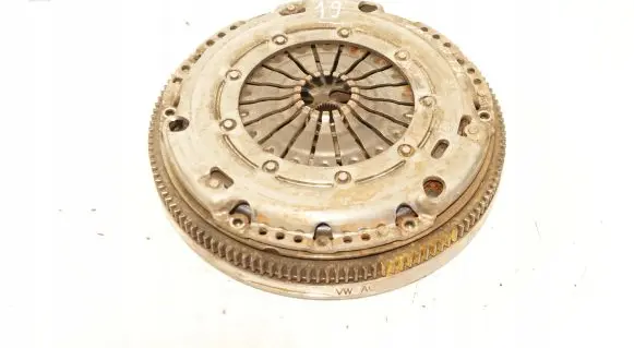 Volkswagen Polo VI Dual mass flywheel 04C105266E