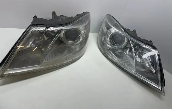 Skoda Octavia Mk2 (1Z) Headlight/headlamp 1Z1941016F 1EL24705202 24705202000205