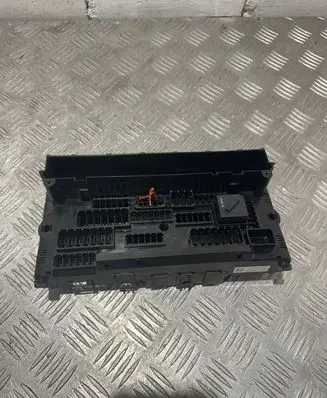 BMW 5 F10 F11 Fuse box set 9252815
