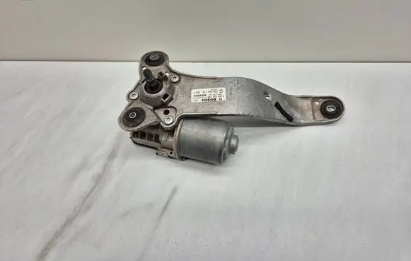 Front wiper linkage and motor