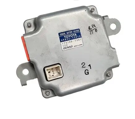 Toyota Auris E180 BSM Control unit 8989212010 1751007301