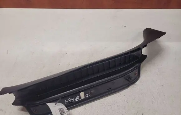 Toyota Avensis T250 Rear sill trim cover 6791705040