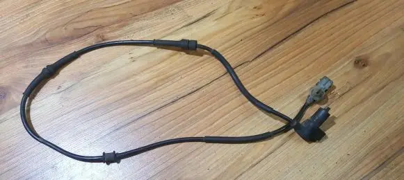 Citroen Xsara Picasso ABS brake wheel speed sensor 0265006389 185519