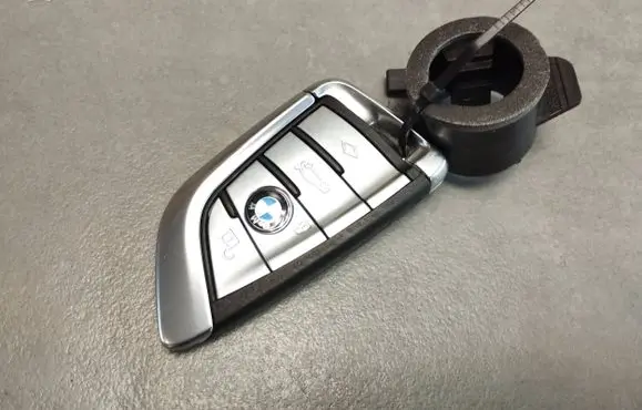 BMW 7 G11 G12 Ignition key/card 9311353