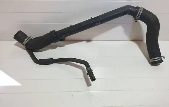 Intercooler hose/pipe
