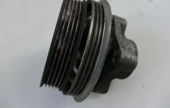 Volvo XC60 Power steering pump pulley 30731821
