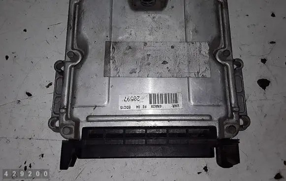 Citroen Xsara Picasso Engine control unit/module 0281010137