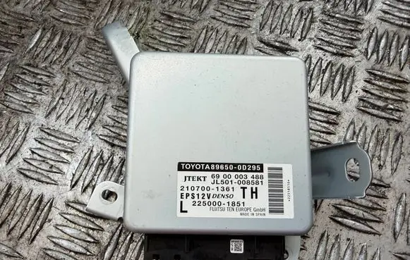 Toyota Yaris Power steering control unit/module 896500D295