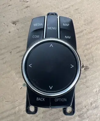 BMW 5 G30 G31 G38 Head unit multimedia control 9490075 19226310 901600570017