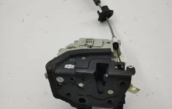 Audi Q5 SQ5 Front door lock 8x2837015