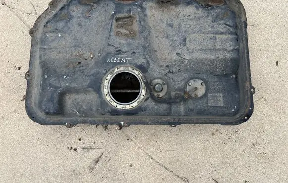 Hyundai Accent Fuel tank 