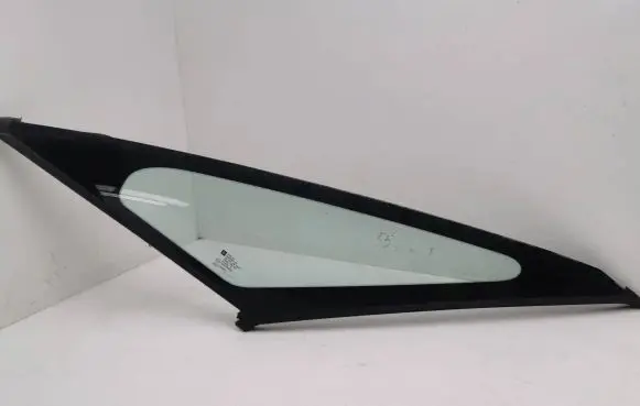 Opel Zafira C Front triangle window/glass 