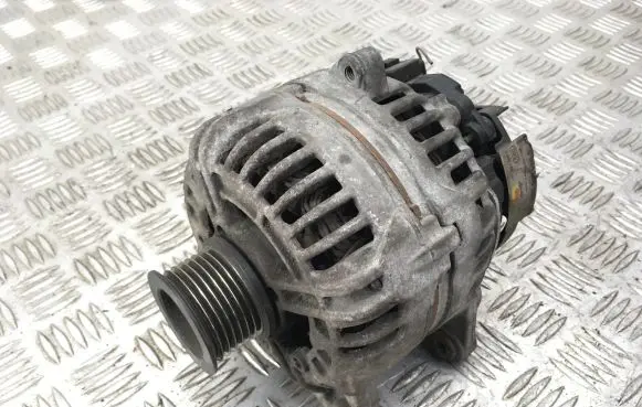 Renault Laguna II Generator/alternator 8200692868C