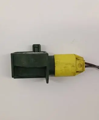 Mercedes-Benz C W204 Airbag deployment crash/impact sensor A1729056000