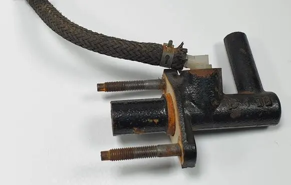 Mazda MX-5 NC Miata Clutch slave cylinder 