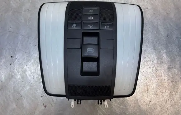 Mercedes-Benz E AMG W212 Front seat light A2129060800 A2129060200