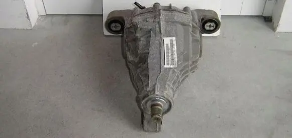 Volkswagen Touareg II Rear differential 0BN525015G