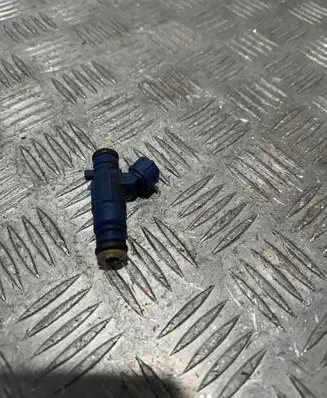 Hyundai i20 (PB PBT) Fuel injector 9260930017
