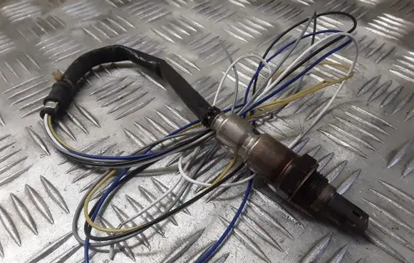 Volkswagen Golf VII Lambda probe sensor 04L906262