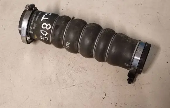 Peugeot 508 Intercooler hose/pipe 9803399880
