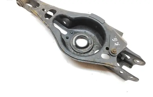 Toyota RAV 4 (XA50) Rear upper control arm/wishbone