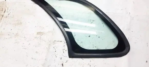 Nissan Almera Rear side window