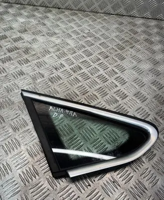 Seat Alhambra (Mk2) Front triangle window/glass 7N0845412C