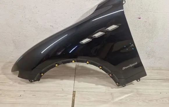 Maserati Levante Fender