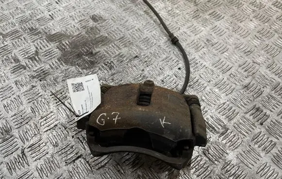 Volkswagen Golf VII Front brake caliper