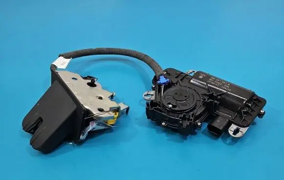 Audi Q7 4M Tailgate/trunk/boot lock/catch/latch 4M0827887B IMPRK1565776