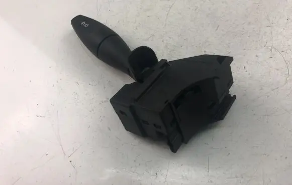 Ford Mondeo Mk III Indicator stalk 1S7T13335AE