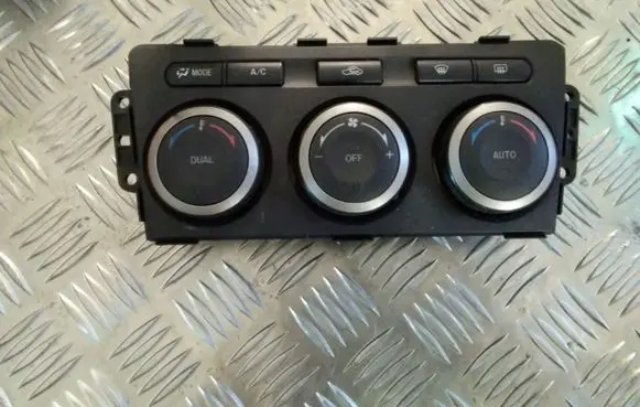 Mazda CX-7 Climate control unit T1005817Z 61190A