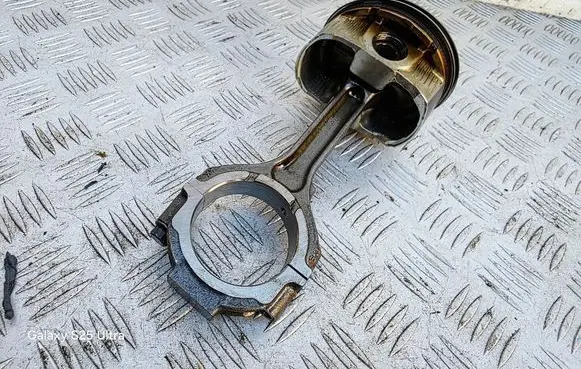 Infiniti QX60 L50 Piston with connecting rod 096112