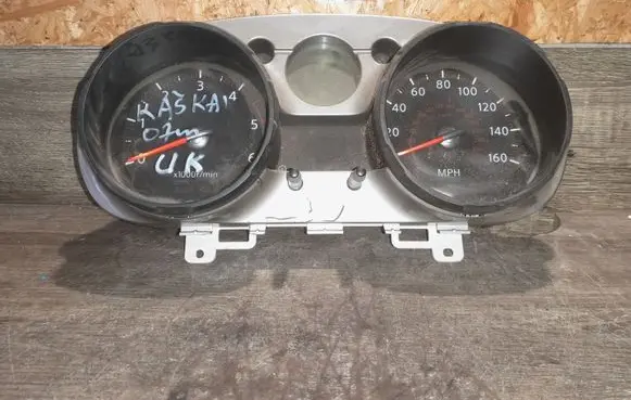 Nissan Qashqai Speedometer (instrument cluster) X806039