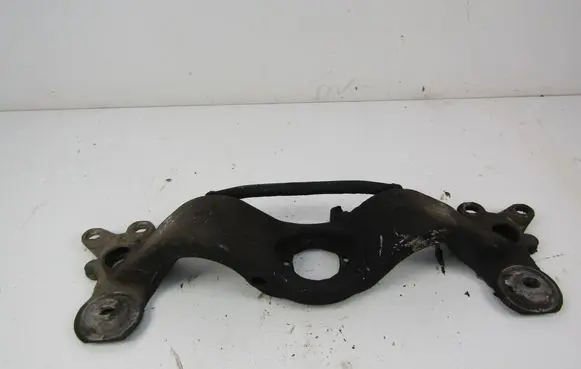 Audi A4 S4 B6 8E 8H Gearbox mounting bracket 8E0399263S