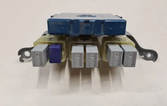 Toyota Corolla Verso E121 Combustion control unit/module 896180F020 MB1238009021