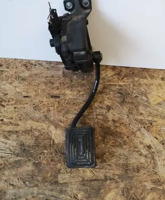 Renault Master II Accelerator throttle pedal 7700314526