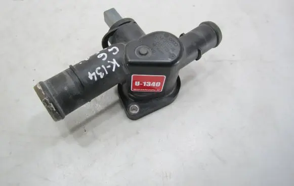 Thermostat/thermostat housing