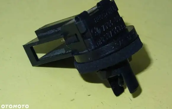 Volkswagen PASSAT B5 Interior temperature sensor 1H0907543A 7504-00 750400