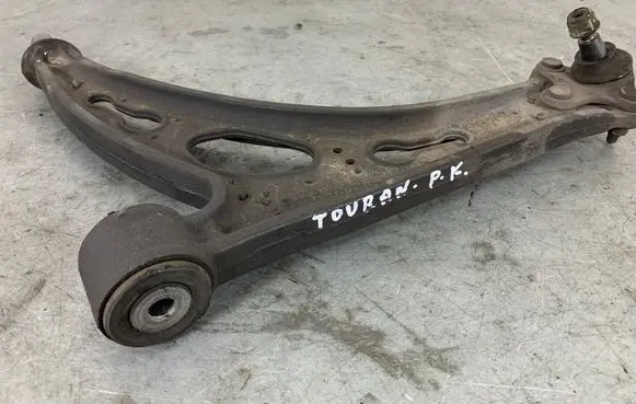 Volkswagen Touran I Front lower control arm/wishbone 1K0407153G