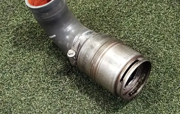Renault Master III Intercooler hose/pipe MANC00116 MANC0011601A