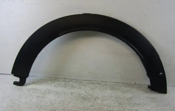 Mini Cooper Countryman F60 Front arch trim 7389368