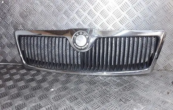 Skoda Octavia Mk2 (1Z) Front bumper lower grill 1z0853668